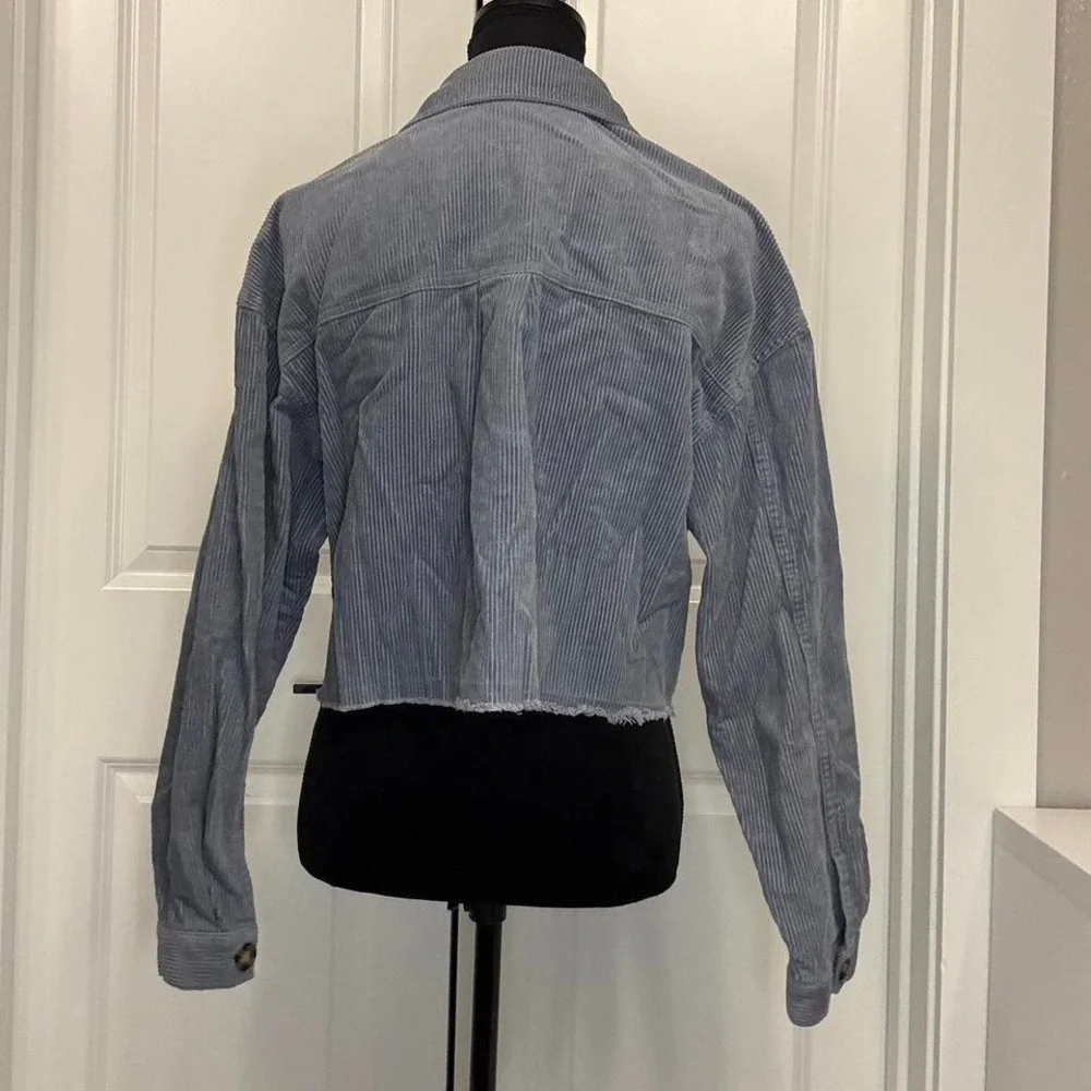 Cropped Blue Corduroy Jacket — Cotton On Size 8 - Picture 3 of 4